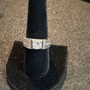 1.5 cttw Round Solitaire Silver Tone Ring